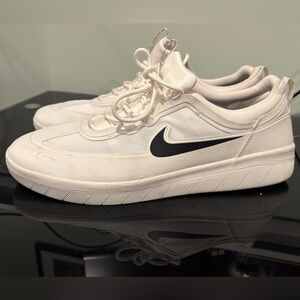 Nike SB Nyjah Free 2 shoes